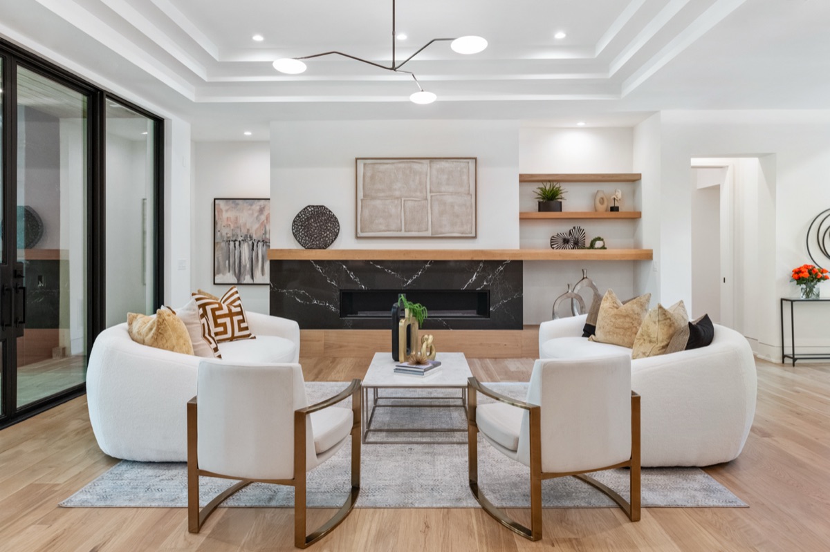 Professional home staging in Metro Atlanta by Design2Sell — 8 areas