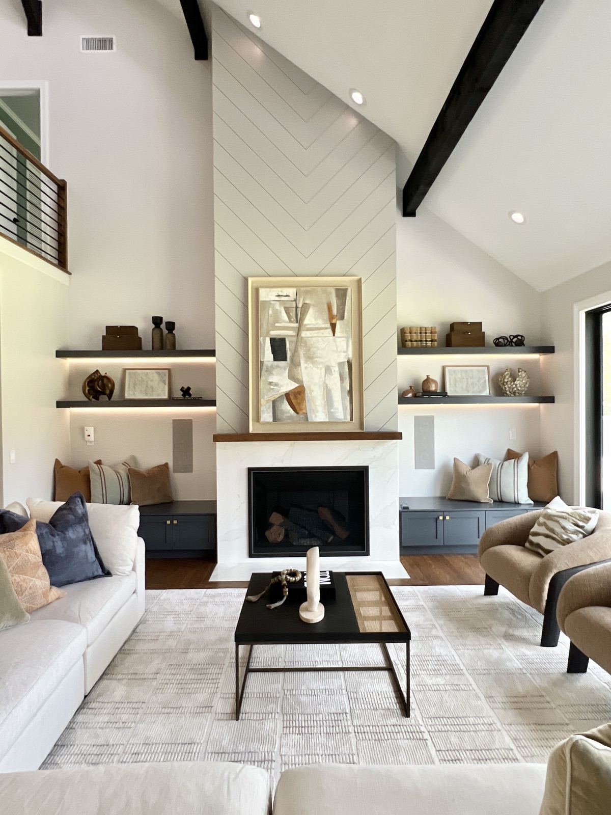Physical staging that helps Atlanta sellers build buyer confidence